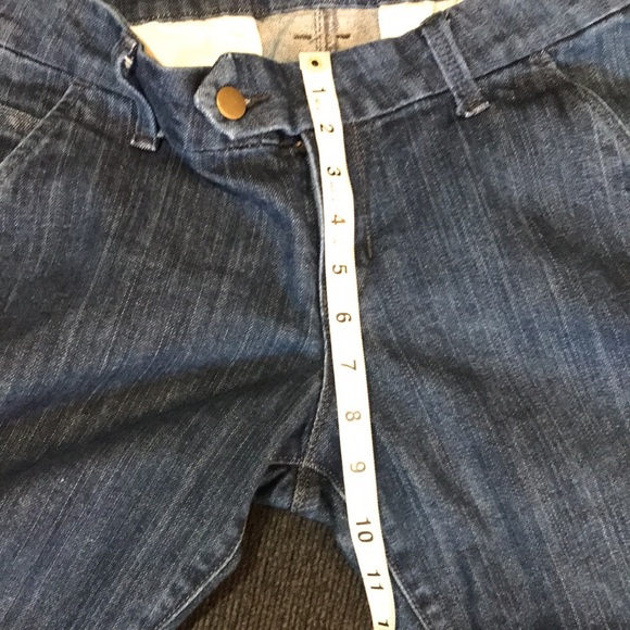 Old Navy Denim The Diva Bermuda Shorts with5 Pockets Snap Closure Belt Loops-12 - Picture 7 of 11